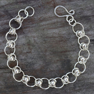 Small Beads in Links Bracelet 235