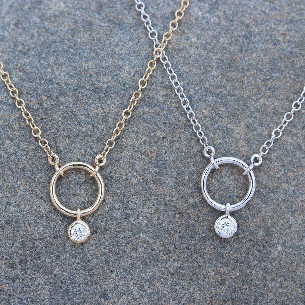 Closed Circle Diamond Necklace in 14k White Gold