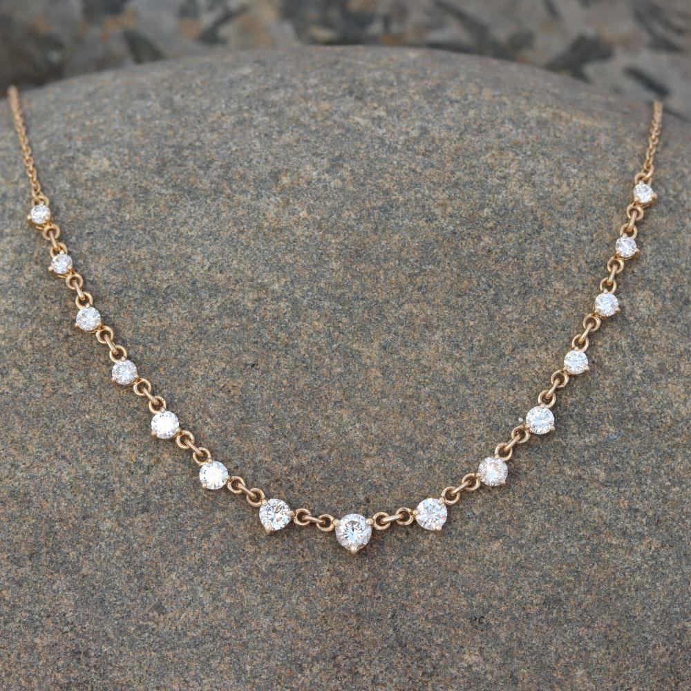 Graduated Diamond Link Necklace in 14k Yellow Gold