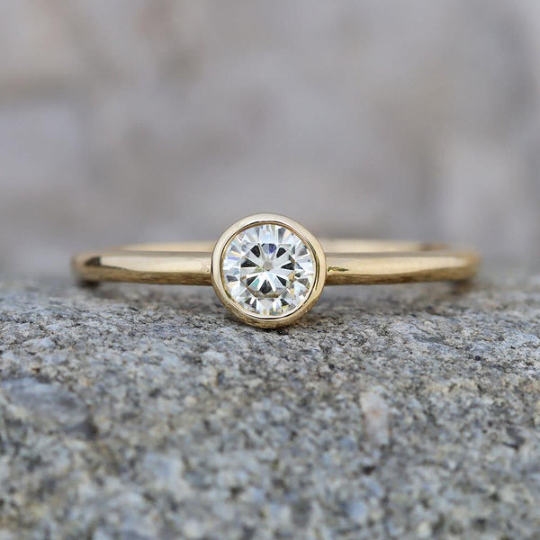 Sparkle & Shine Petite Moissanite Modern Bezel Ring