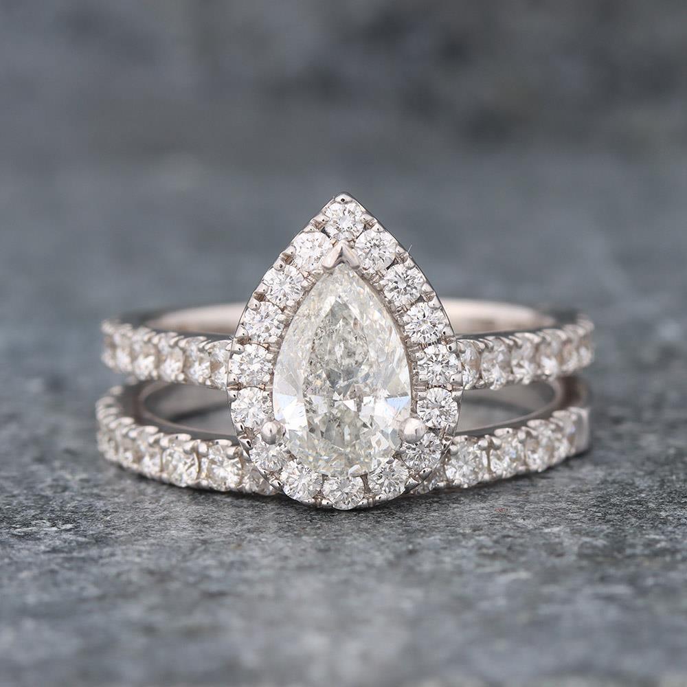 Pear Halo Diamond Engagement Ring & Wedding Band Set
