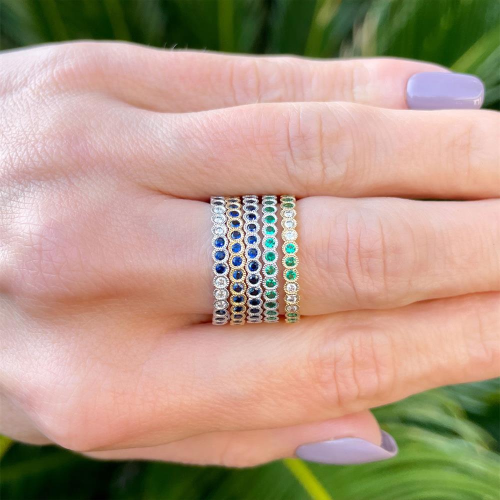 Scalloped Emerald Stacking Band in 14k White Gold