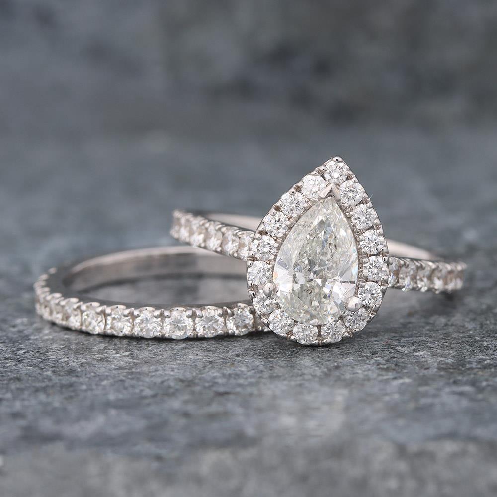 Pear Halo Diamond Engagement Ring & Wedding Band Set