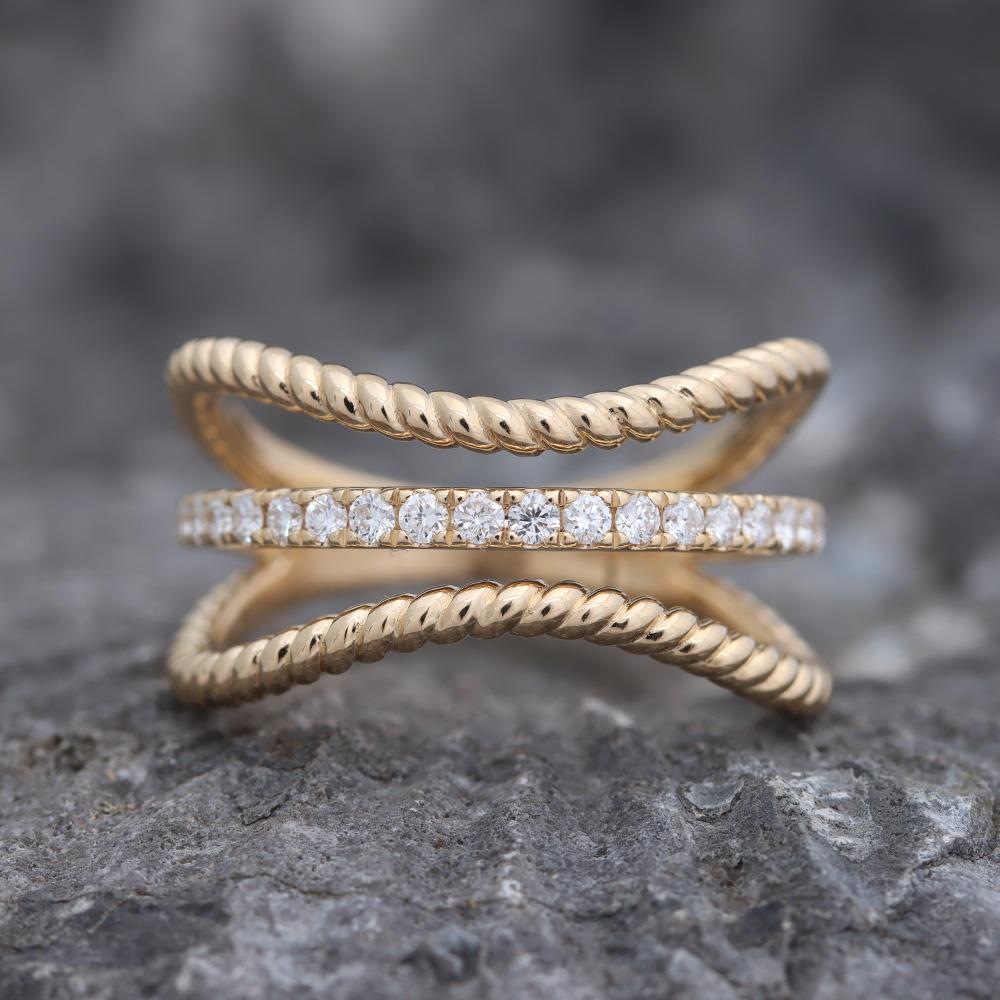 Twisted Rope Diamond Split Ring in 14k Yellow Gold