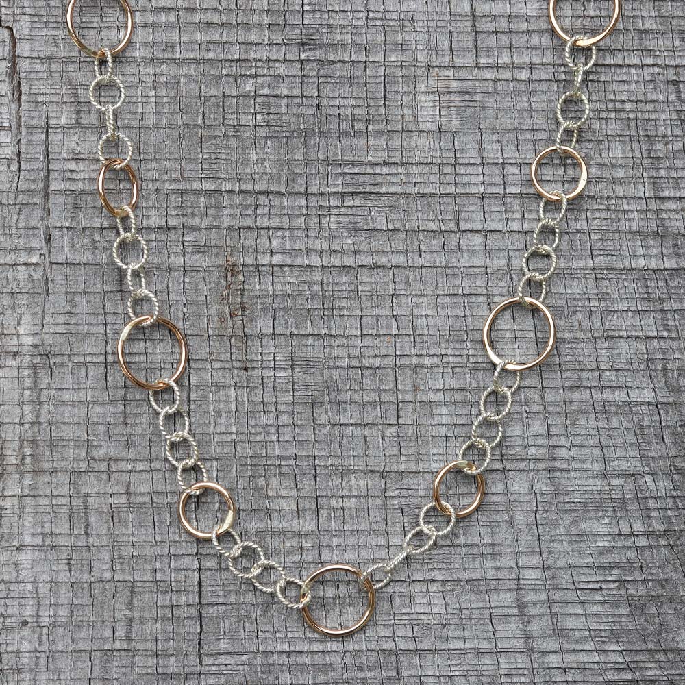 Smooth and Twist Link Necklace N311